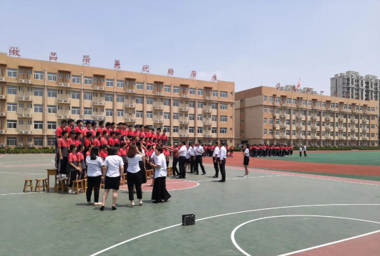 四站中学户外活动场地