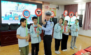 合肥市史岗小学户外活动场地