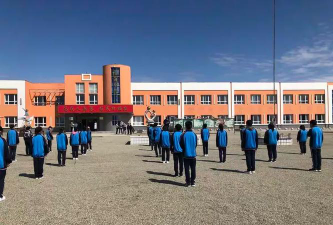 倭肯中学户外活动场地