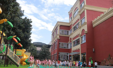 佛山市顺德区勒流翠怡幼儿园户外活动场地