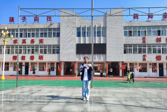 洪雅县三宝镇初级中学校户外活动场地