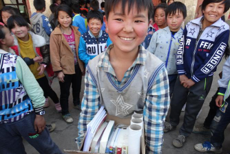 镇雄县场坝镇场坝小学户外活动场地