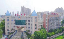 港南区新塘四中户外活动场地