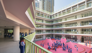 东莞市莞城新沙小学户外活动场地