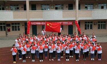内江市东兴区艺境云艺术培训学校有限公司户外活动场地