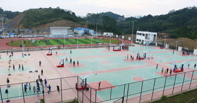 石柳初中户外活动场地