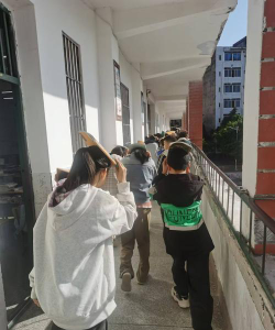 渠县清溪中学户外活动场地