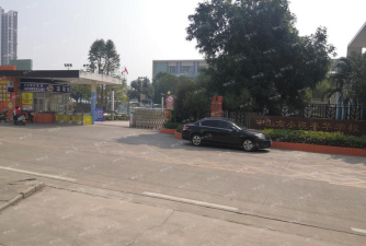 小榄丰华学校户外活动场地