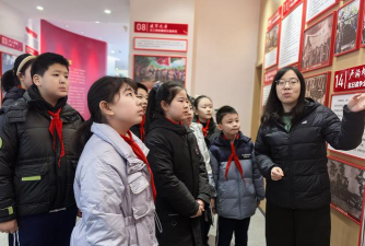 济南市官扎营西街小学户外活动场地