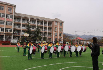 济南市历城区锦绣川中心小学户外活动场地