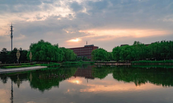 沈阳工业大学户外活动场地
