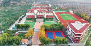 青岛市城阳区夏庄街道营村小学户外活动场地