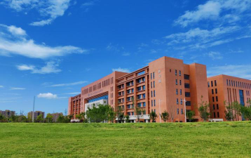 民政职业大学户外活动场地