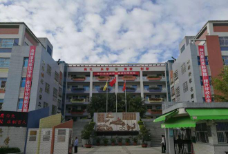 庵埠镇经正小学户外活动场地