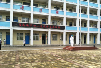 阳春市马水镇中心小学东风分校户外活动场地