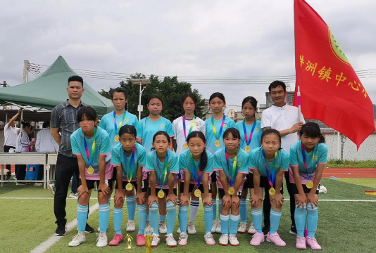 汫洲镇中心小学户外活动场地