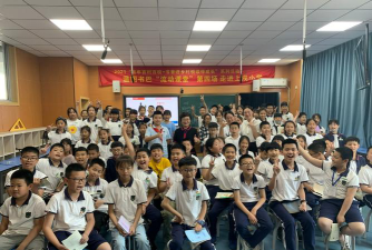 温州市鹿城区上戍乡中心学校初中部户外活动场地