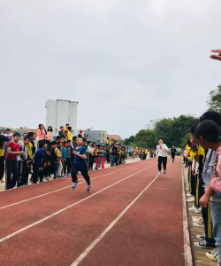 阳春市三甲镇中心小学曲江分校户外活动场地
