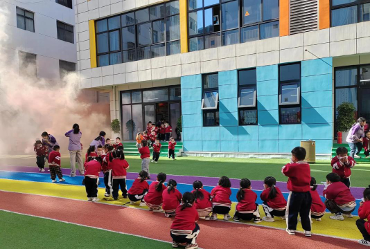 洪江市洪火幼儿园户外活动场地