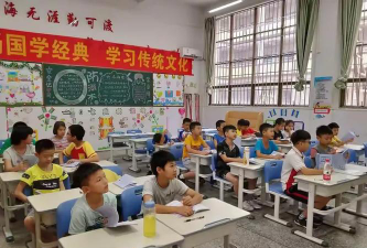 博罗县园洲镇星洲双语幼儿园户外活动场地