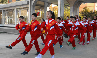 淄博市临淄区实验小学户外活动场地