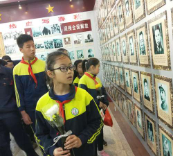 淄博市周村区北门里小学户外活动场地