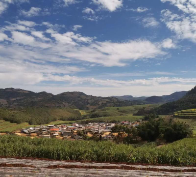 耿马县四排山乡中心完小户外活动场地