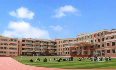 宕昌县南阳中学户外活动场地