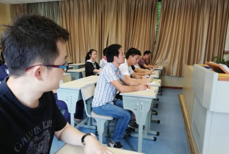 李家巷中学户外活动场地
