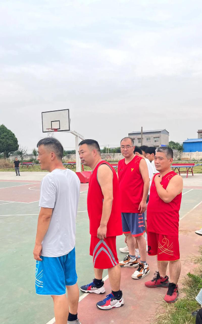 西和县十里乡赵五初级中学户外活动场地