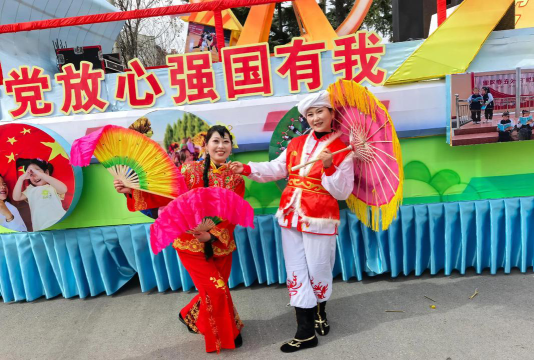 礼县红河乡红河初级中学户外活动场地
