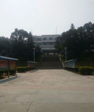 耿马县第一中学户外活动场地