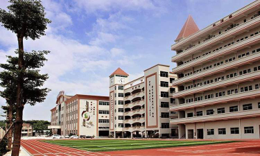 东莞市长安成才第二小学户外活动场地