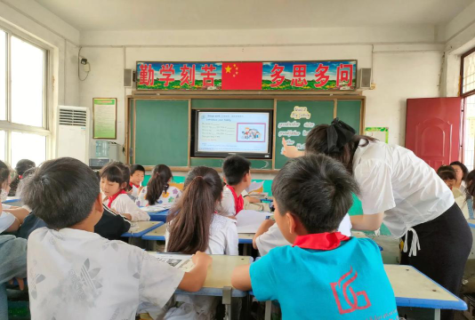 启东市吕四港镇鹤城初级中学户外活动场地