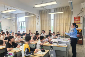如皋市吴窑镇中心学校户外活动场地