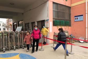 阳新县龙港镇中心幼儿园户外活动场地