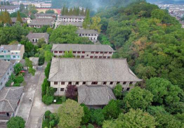 奉化市武岭中学户外活动场地
