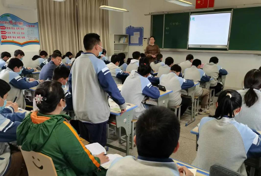 丹阳市延陵中学户外活动场地