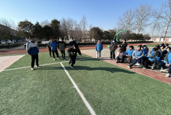 兴平市赵村镇初级中学户外活动场地