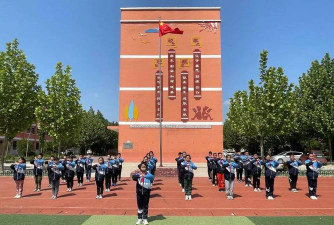 东昌府区侯营镇中心小学户外活动场地