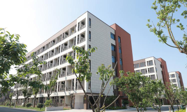 绍兴县钱清镇中学户外活动场地
