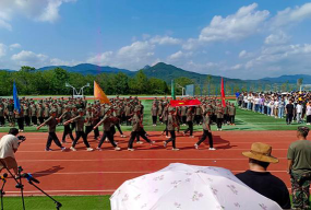 源潭镇中心学校户外活动场地
