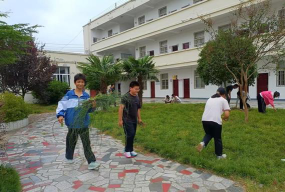 黄铺中心学校户外活动场地