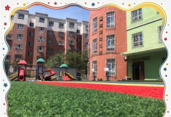 阿克苏世纪幼儿园户外活动场地