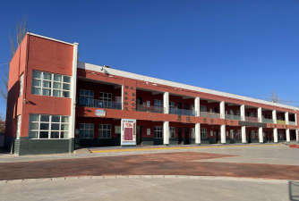 普宁市占陇镇浮屿小学户外活动场地