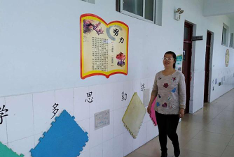 洋湖乡中心小学户外活动场地