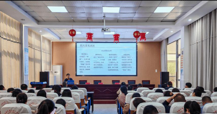 颍东区河东办十四中学户外活动场地