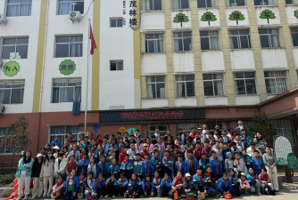彭泽县爱国中学户外活动场地