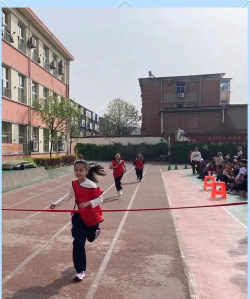 园林场小学户外活动场地