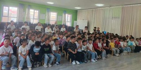 武汉市新洲区孔埠镇中心幼儿园户外活动场地